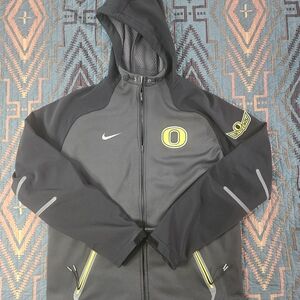 Nike Men's Gray Hooded Jacket‎